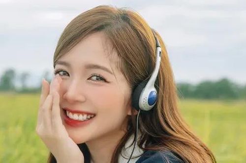 Khán giả ngạc nhiên khi Ngọc Huyền đóng chính hai phim giờ vàng VTV liên tiếp