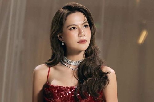 Hà Nhi trở lại đường đua nhạc Việt