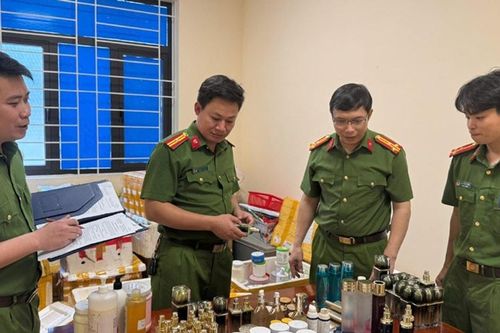 Phát hiện nhiều đối tượng, cơ sở sản xuất, buôn bán mỹ phẩm giả