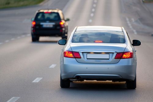 Hỗ trợ phanh tự động khẩn cấp là gì?