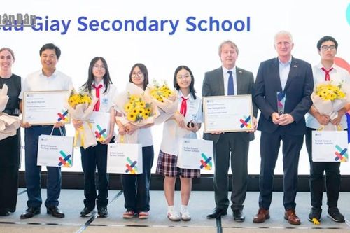 Học sinh Việt Nam giành giải Nhất khu vực Đông Á tại Cuộc thi làm phim toàn cầu