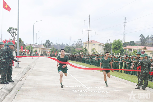 Trưởng thành hơn từ hội thao huấn luyện chiến sĩ mới Quân khu 3