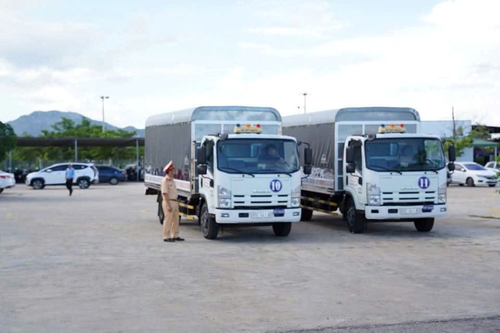 Hơn 600 học viên tham gia sát hạch lái xe ô tô