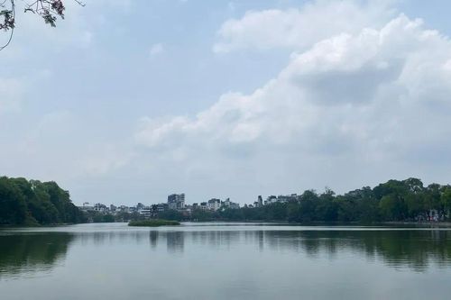 Vì sao phía Bắc sang hè nhưng vẫn có không khí lạnh?