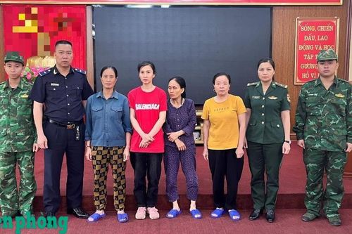 Lào Cai: Bắt nhóm đối tượng vận chuyển số lượng lớn ngoại tệ qua biên giới