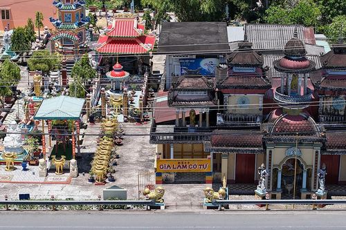 Chùa cổ ở miền Tây có 'báu vật' hơn 60 năm tuổi, ai ghé thăm cũng trầm trồ