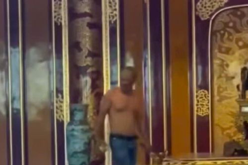 Bắt người đàn ông đập phá bảo vật quốc gia - ngai vàng triều Nguyễn