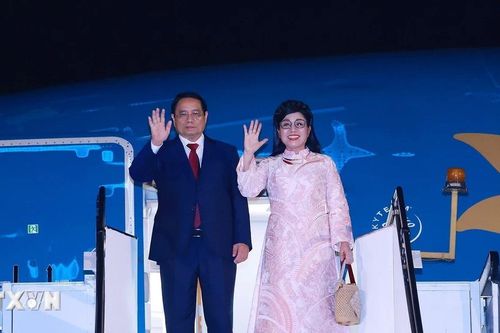 Thủ tướng bắt đầu chuyến thăm chính thức Malaysia và dự Hội nghị ASEAN