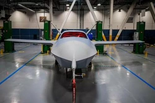 Mỹ chuẩn bị giới thiệu 'đồng đội' của F-35 và F-22