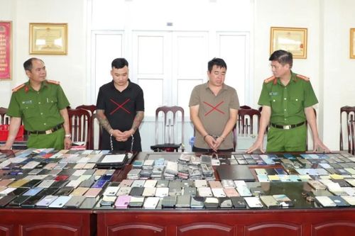 Đường dây trộm cắp liên tỉnh tại các lễ hội: Thu giữ hơn 300 điện thoại, 2 ô tô, hàng tỷ đồng tài sản