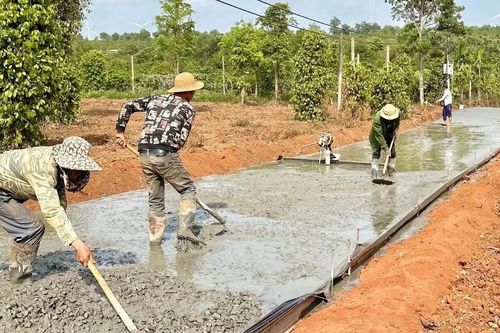 Đẩy nhanh tiến độ giải ngân vốn đầu tư cho vùng dân tộc thiểu số