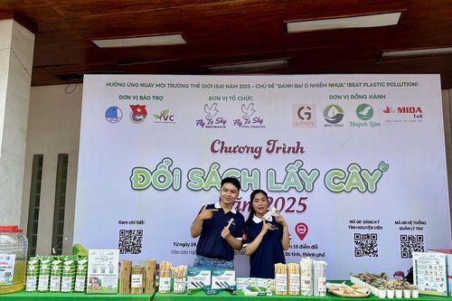 Đổi sách lấy cây: Lan tỏa lối sống xanh