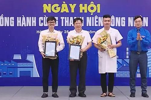 Ngày hội đồng hành cùng thanh niên công nhân