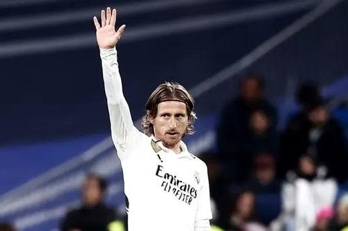 Real Madrid chia tay hai 'công thần'