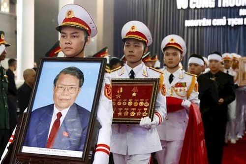 Lễ đưa tang nguyên Chủ tịch nước Trần Đức Lương