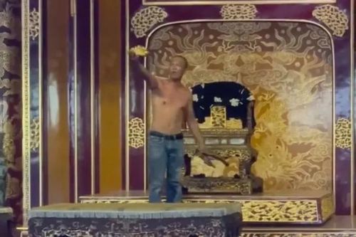Vụ phá hoại 'Ngai vua triều Nguyễn' ở Huế: Chính phủ yêu cầu kiểm điểm và xử lý trách nhiệm