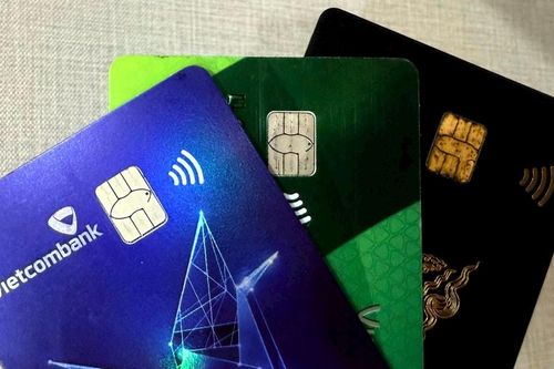 Số lượng thẻ ngân hàng tăng mạnh