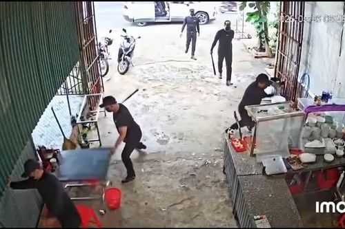 Bắt 2 nghi phạm vụ đập phá quán phở tại Đắk Lắk: hé lộ nguyên nhân gây án