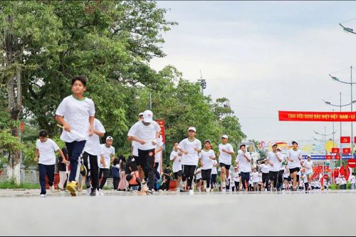 Hơn 1.000 học sinh Điện Biên tham gia Ngày Olympic trẻ em năm 2025