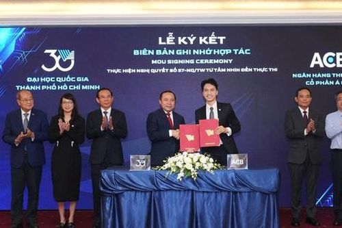ACB và Đại học Quốc gia TPHCM hợp tác để cùng kiến tạo hệ sinh thái đổi mới từ mô hình 'Nhà nước-Nhà trường-Doanh nghiệp'