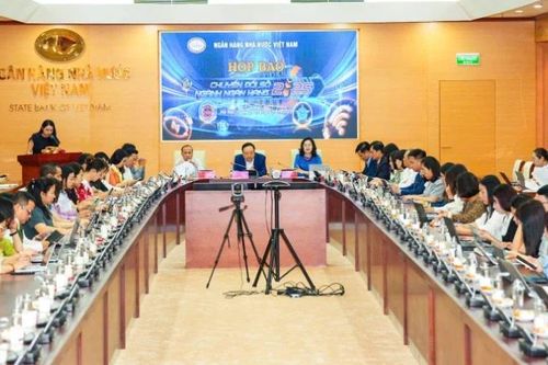 Công bố sự kiện 'Chuyển đổi số ngành ngân hàng năm 2025'