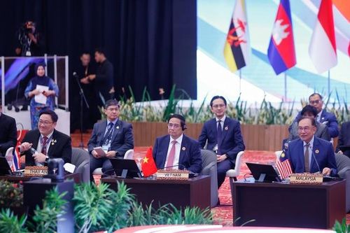 Lãnh đạo ASEAN đối thoại với Nghị viện, doanh nghiệp và thanh niên
