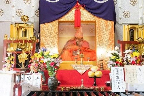 Giải mã quá trình tự ướp xác lúc sống của nhà sư Nhật Bản