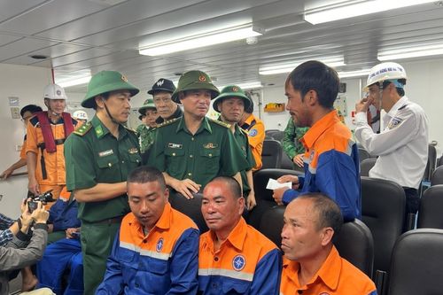 Tất cả thuyền viên trên tàu Công Thành 07 được cứu và đưa vào bờ an toàn