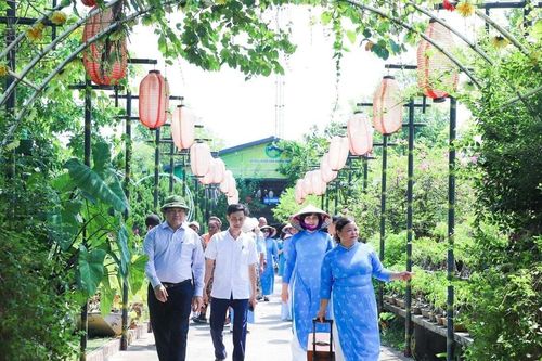 Hồng Vân - điểm nhấn du lịch trong lòng thủ đô