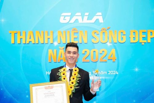 Quả bóng vàng Tiến Linh và hành trình sống đẹp ngoài sân cỏ