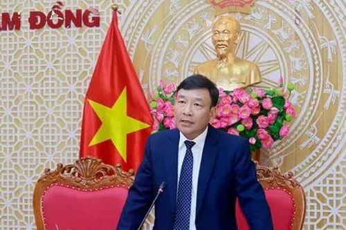 Điều động, bổ nhiệm, phân công cán bộ chủ chốt ở 3 tỉnh