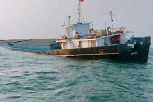 Tàu chở than chìm trên biển, nhiều thuyền viên mất tích