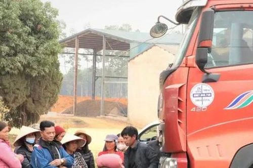 Vì sao không khởi tố vụ Công ty Elmaco Ninh Bình đổ gần 160 tấn chất thải trái quy định?
