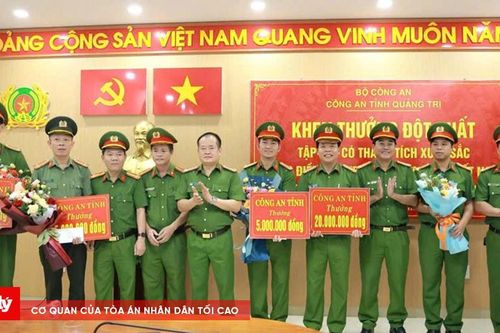 Khen thưởng nóng các đơn vị phá nhanh vụ án giết người chỉ sau 24 giờ