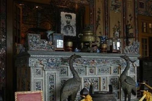 Các vụ trộm, xâm hại lăng mộ vua chúa và hoàng thân