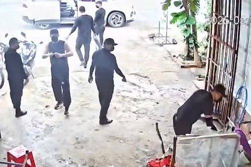 Bắt 2 đối tượng trong nhóm côn đồ áo đen đập phá quán phở tại Đắk Lắk