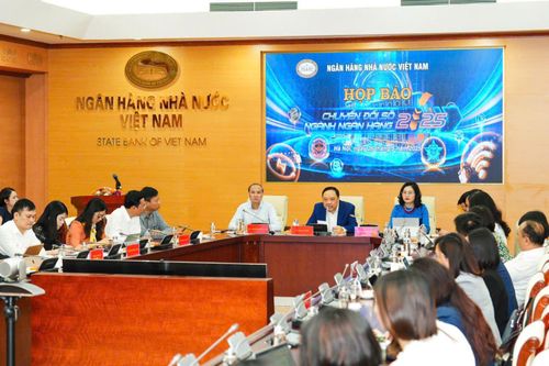 Ngân hàng đẩy mạnh số hóa việc vay vốn, áp dụng AI trong thẩm định