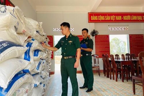 Phát hiện kho chứa 4 tấn đường lậu trị giá hàng trăm triệu đồng tại Bình Định
