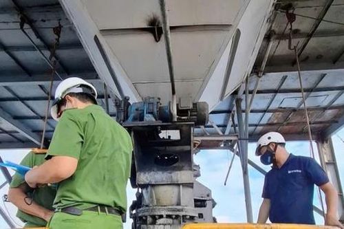 Vụ nghi ngộ độc khí tại nhà máy gạch: Mất chồng, người mẹ 5 con rơi vào cảnh khốn cùng