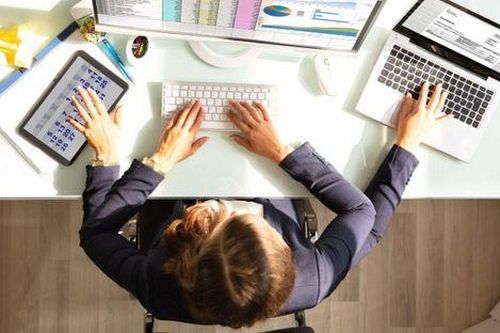 Gen Z và cuộc chơi nghề tay trái: Đa nhiệm để sống khỏe hay đẩy mình vào áp lực?