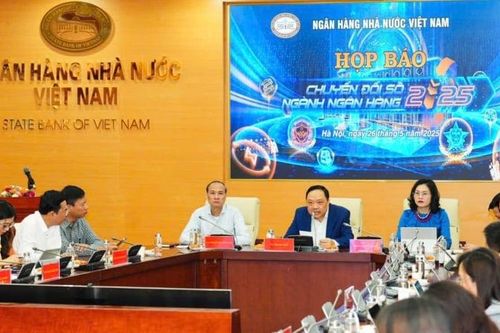 Ngành ngân hàng đẩy mạnh chuyển đổi số trong kỷ nguyên mới