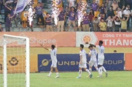 Thắng Công an Hà Nội 2-0: Hà Nội FC xây chắc ngôi vị thứ 2