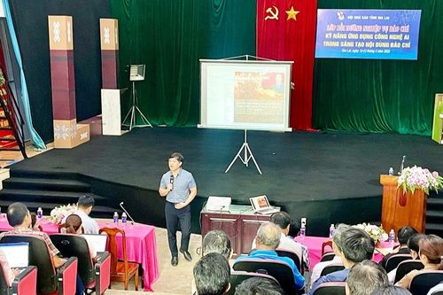 Sống chung với AI
