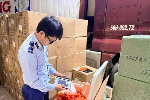 Phú Yên: Tạm giữ hàng chục nghìn thiết bị điện tử, gia dụng do nước ngoài sản xuất
