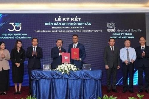 Nestlé Việt Nam ký kết hợp tác với Đại học Quốc gia TP.HCM thực thi mô hình '3 nhà'