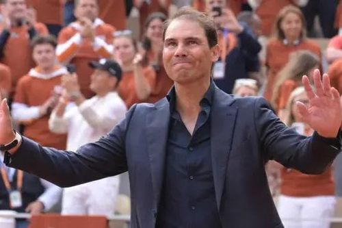 Roland Garros vinh danh Rafael Nadal