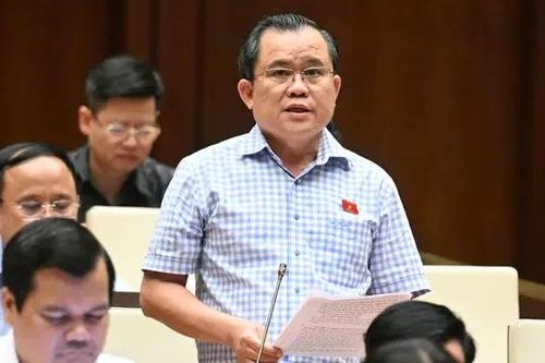 'Rất ít Chủ tịch UBND các cấp dự phiên tòa hành chính'