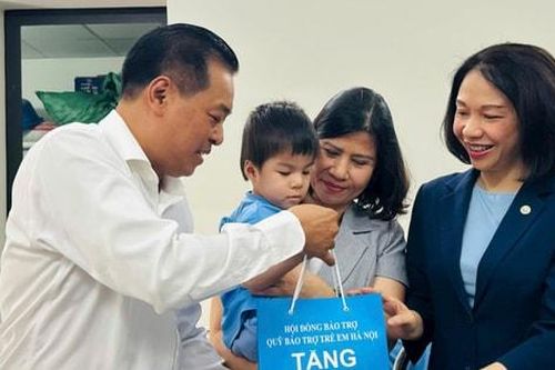 Giúp trẻ hoàn cảnh đặc biệt, hoàn cảnh khó khăn, phát triển toàn diện từng bước tự tin trong cuộc sống
