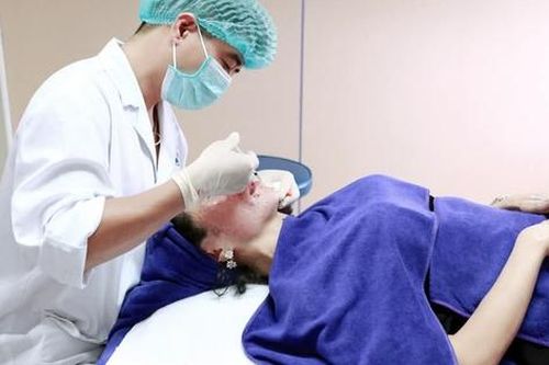 Nuôi cấy tế bào xơ non phát triển thẩm mỹ da liễu chuyên sâu