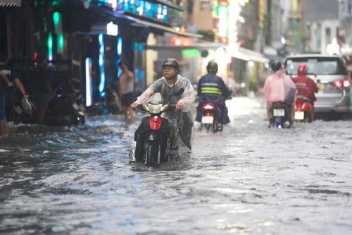 Khẩn cấp ứng phó với mưa lớn ở Bắc Bộ và Thanh Hóa